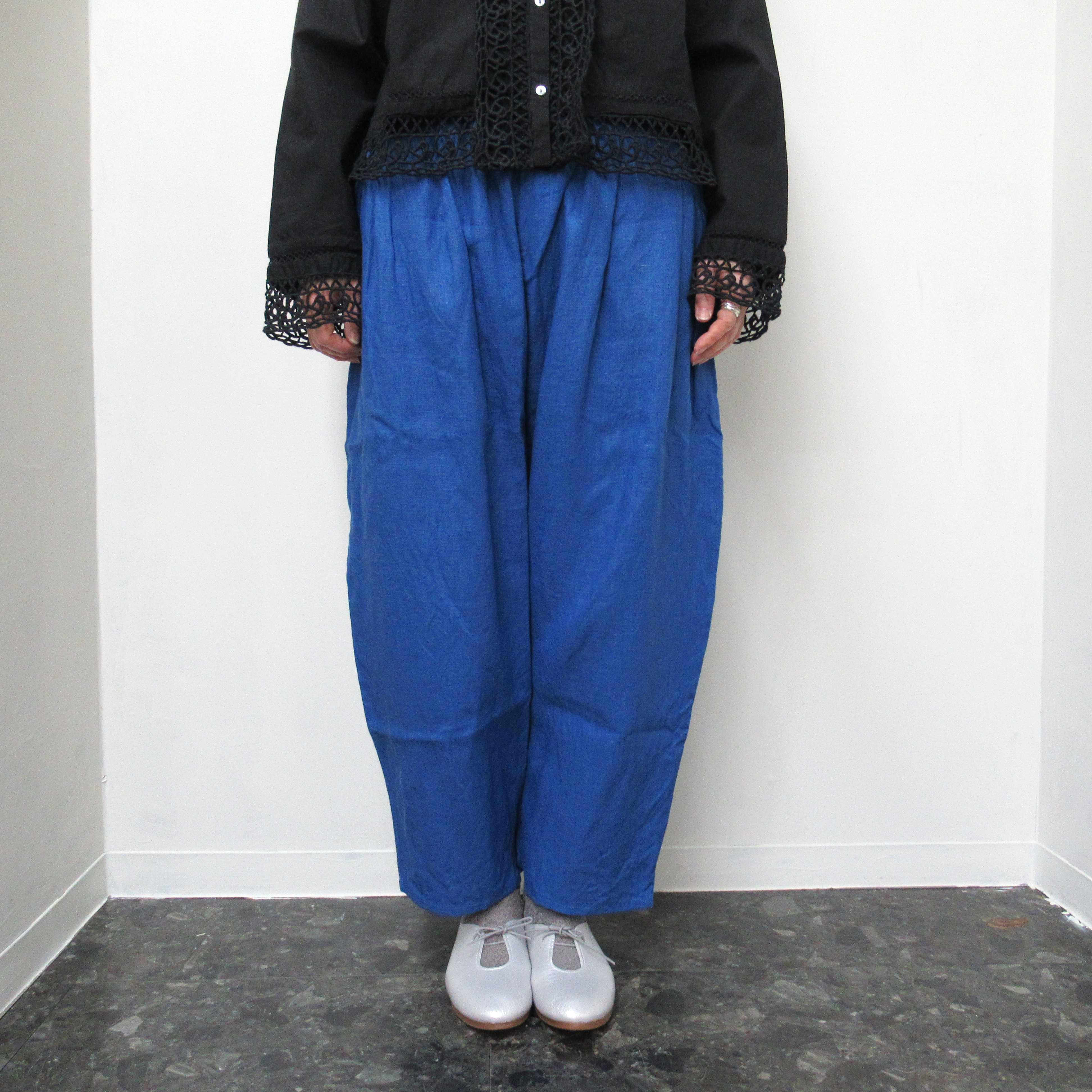 ina  リネンウエスト総ゴムカラータックパンツ/BL70 【日本製】